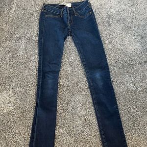 Hollister dark skinny jeans